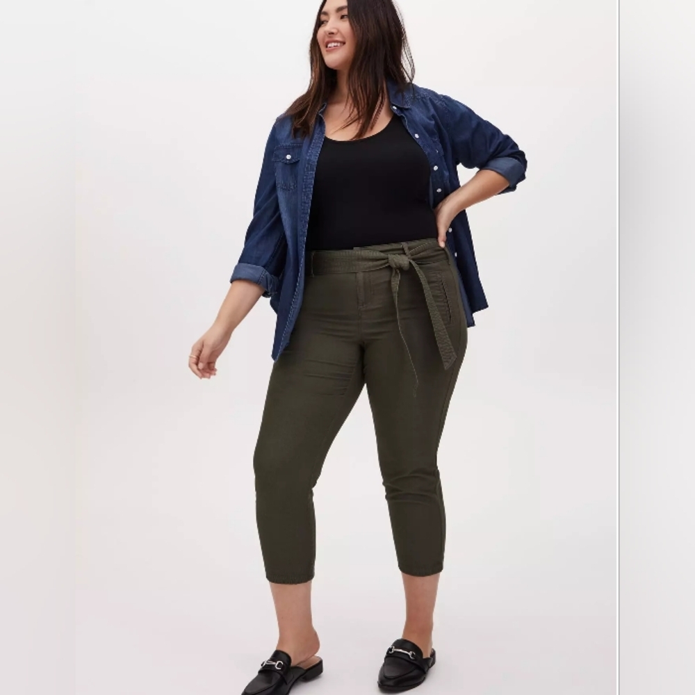 Torrid Crop Skinny Stretch Twill Tie-Front Pants